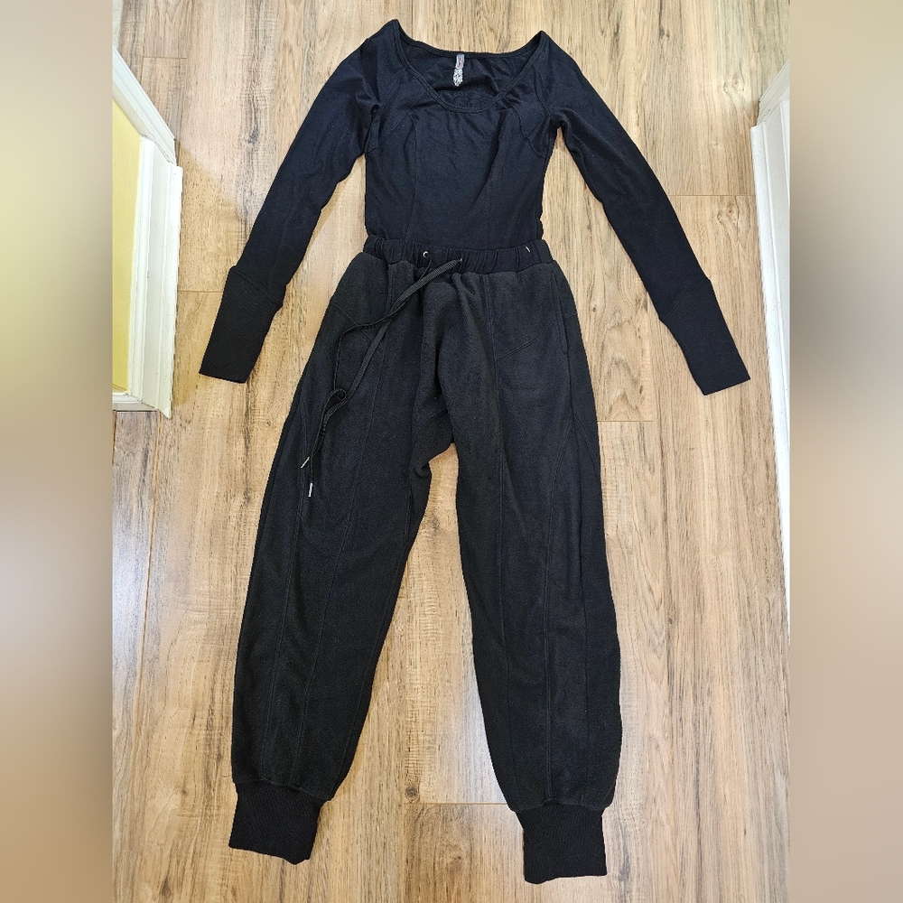 NWOT FREE PEOPLE MOVEMENT Make It Count Onesie